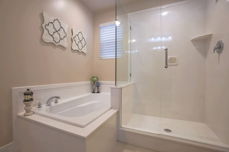 Modern Minimalist Tub